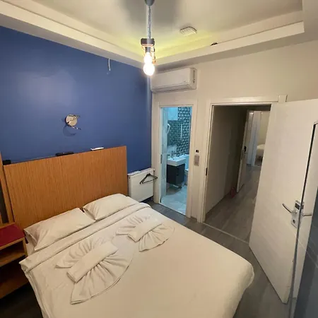 La Casa De
